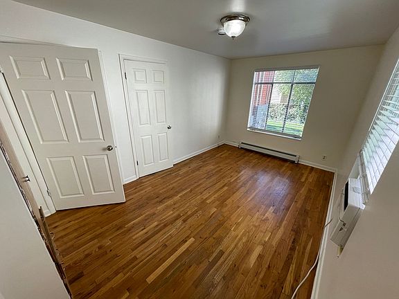 4th image of 115 H St APT 3
