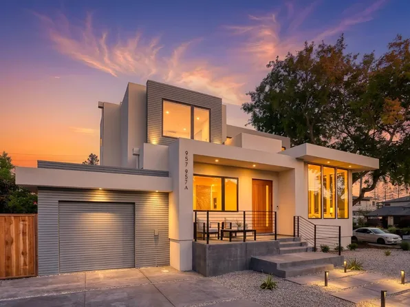 957 Clara Dr, Palo Alto, CA 94303