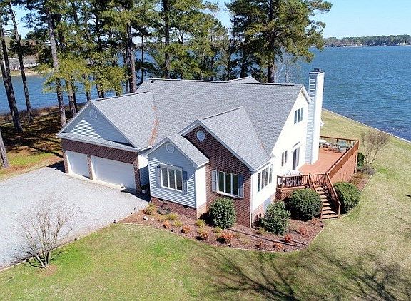 2nd image of 138 Gail Dr