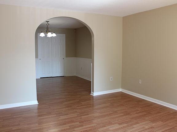 5th image of 3 Timberwood Dr Unit 306