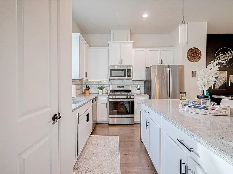 6021 Cypress St — Photo 17