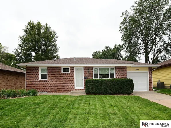 5233 Pawnee St, Lincoln, NE 68506