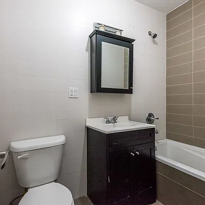 Rented by Nooklyn NYC LLC | media 35