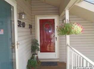 32-8 Turner Rd, Freehold, NJ 07728