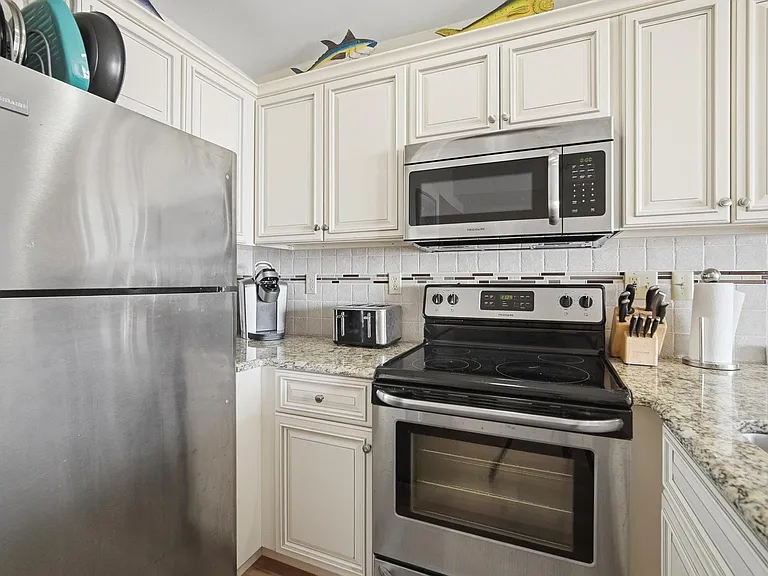 501 E Brigantine Ave #307 — Photo 7