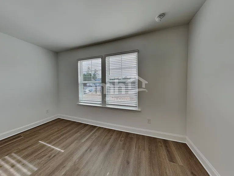 6034 Rosemore Ln — Photo 24