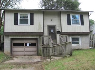 3419 Gilham Ave, Alton, IL 62002