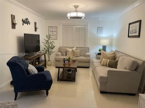 8605 SW 68th Ct #5, Pinecrest, FL 33156