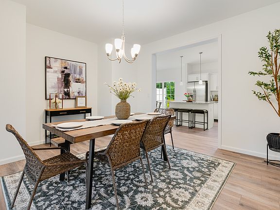 3rd image of 75 Hudson Cir #36