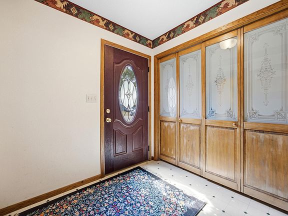 4th image of 2622 29th Ave S