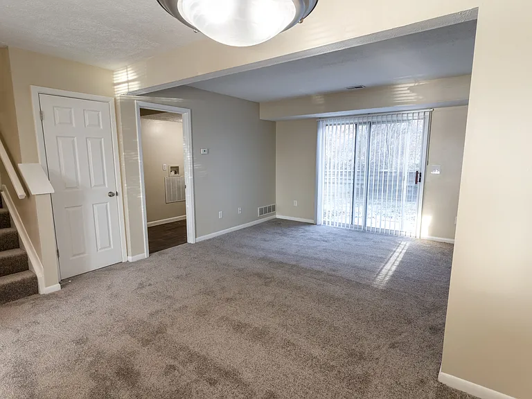 Meadow View Apartments and Townhomes — Photo 15