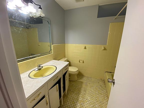 5th image of 8300 Witsell St