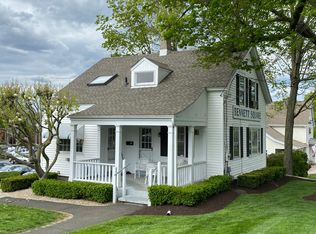 124 Main St S, Southbury, CT 06488