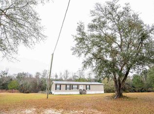 210 Hall Ln, Quincy, FL 32351