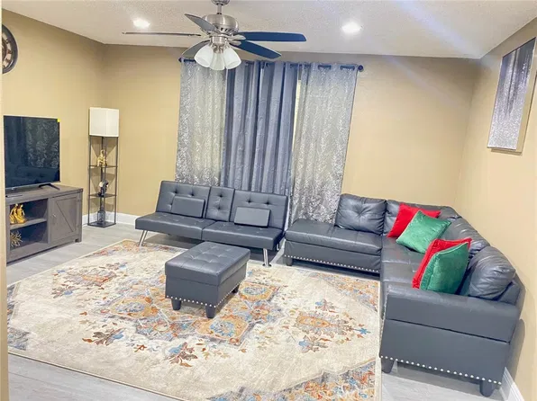 148 W Ash Ave #A, Fullerton, CA 92832