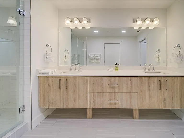 415 Island Way #505 — Photo 20