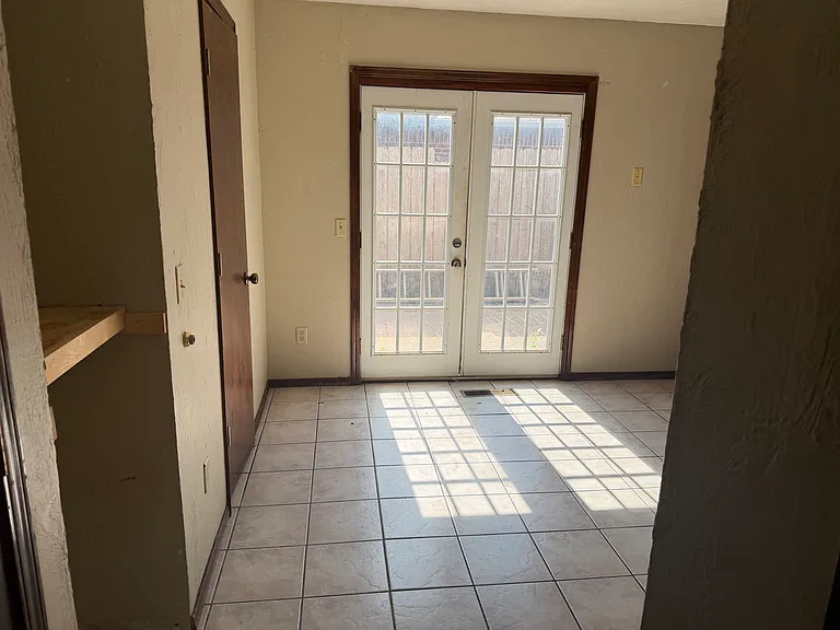 1405 N Rockwell Ave #B — Photo 11