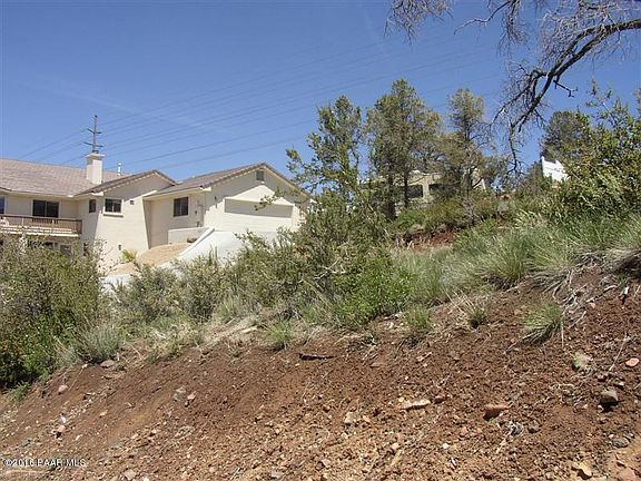 4th image of 2319 Desert Willow Dr