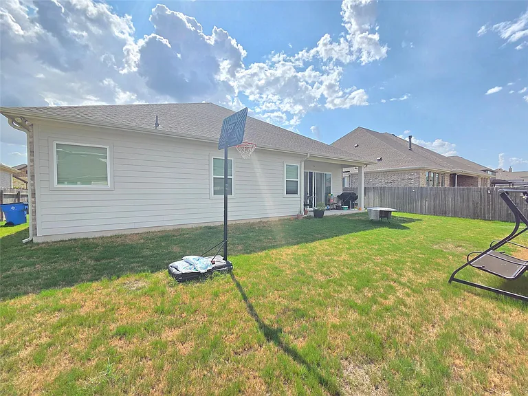 5612 Fresno Ave — Photo 35