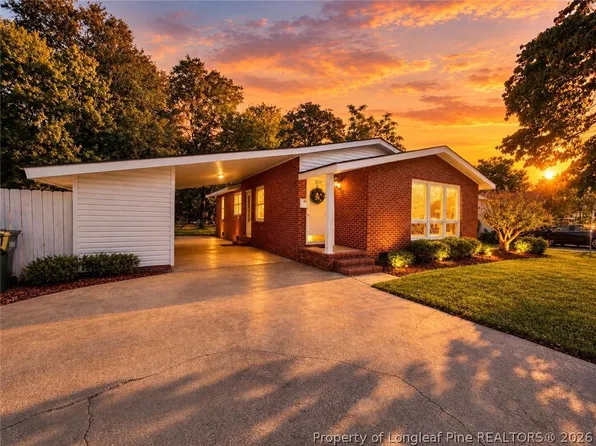 1525 Berkshire Rd, Fayetteville, NC 28304