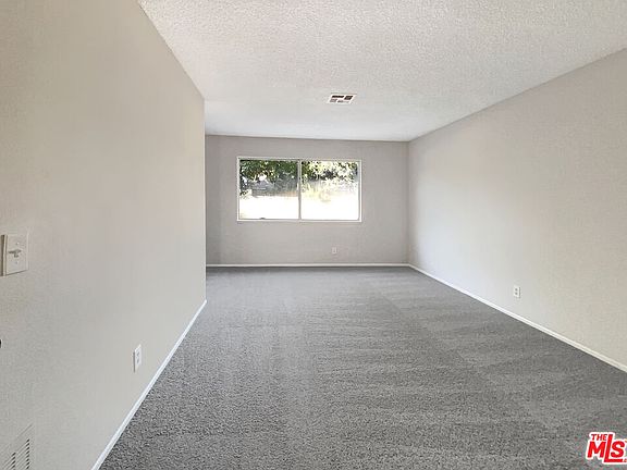 5th image of 43066 Larwood St