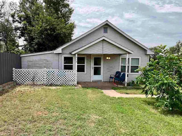 312 E Main St, Gracemont, OK 73042