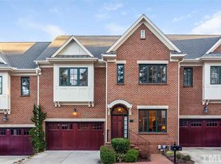 202 Old Franklin Grove Dr, Chapel Hill, NC 27514