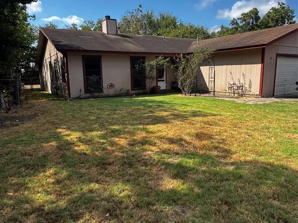 500 Hosack St, Taylor, TX 76574