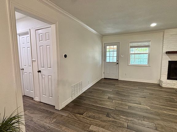 5th image of 501 Pam Dr