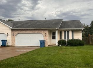 3126 Cascade Dr, Springfield, IL 62704