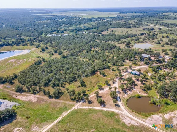 8429 Us Highway 90a E, Gonzales, TX 78629