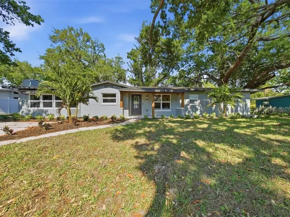 1125 77th St N, Saint Petersburg, FL 33710