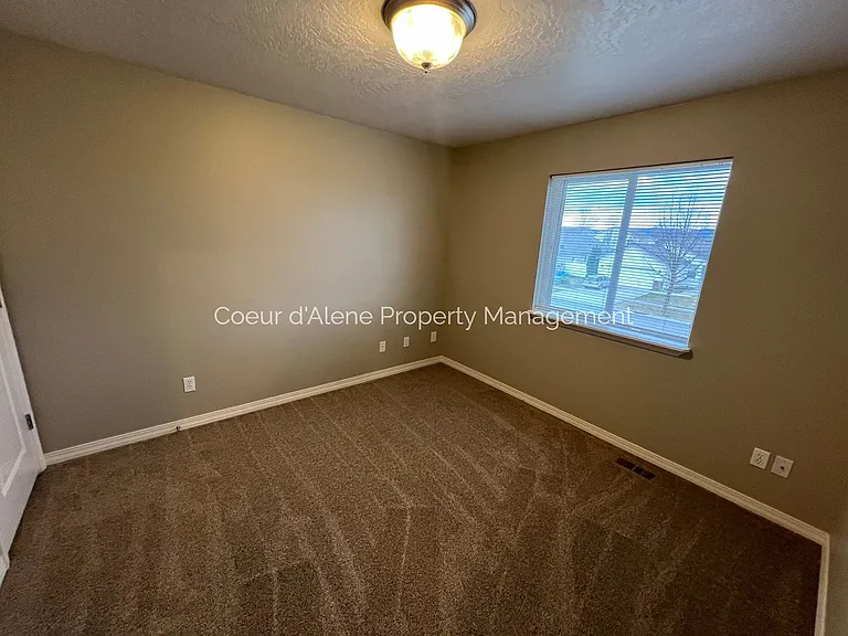 7355 N Calamonte Ln — Photo 13
