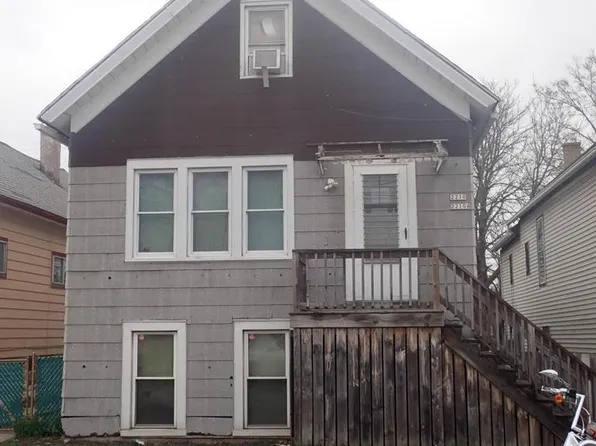 2210 South 5th PLACE, Milwaukee, WI 53207