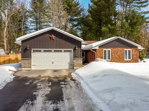 21 Luella Blvd, Springwater, ON L9X 0X1