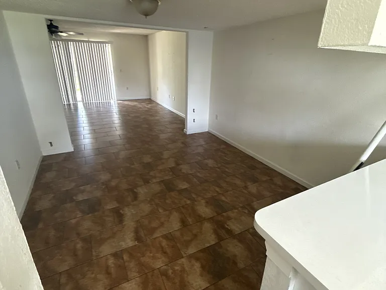 4401 S Semoran Blvd #1 — Photo 8