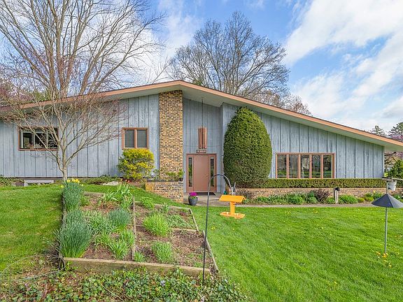 2nd image of 26103 Vista Ln