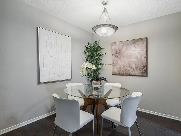Clairmont Reserve Apartment Homes — Photo 5