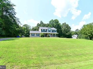 7125 Juliette Low Ln, Hughesville, MD 20637