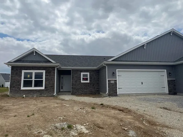 413 Gene Dr, Roanoke, IN 46783
