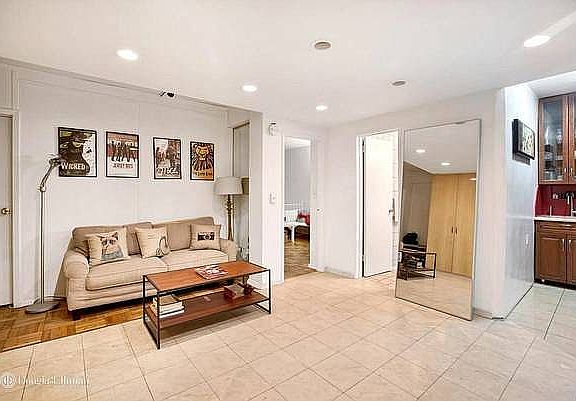 2nd image of 240 E 46th St APT 1D