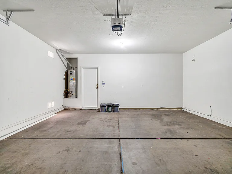 16429 W Remuda Dr — Photo 35