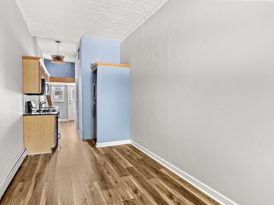 2nd image of 411 Greenwood Ave #1