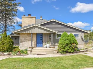 N48W16806 Lisbon Rd, Menomonee Falls, WI 53051