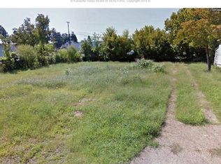 1107 Hogg St, Point Pleasant, WV 25550