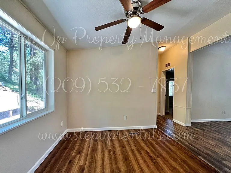 23495 Kreitzer Way — Photo 29