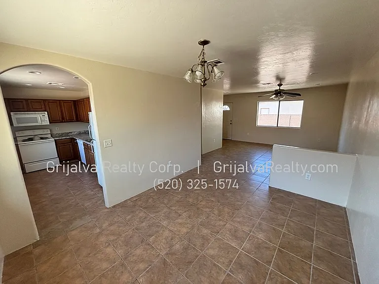 5015 Park — Photo 4