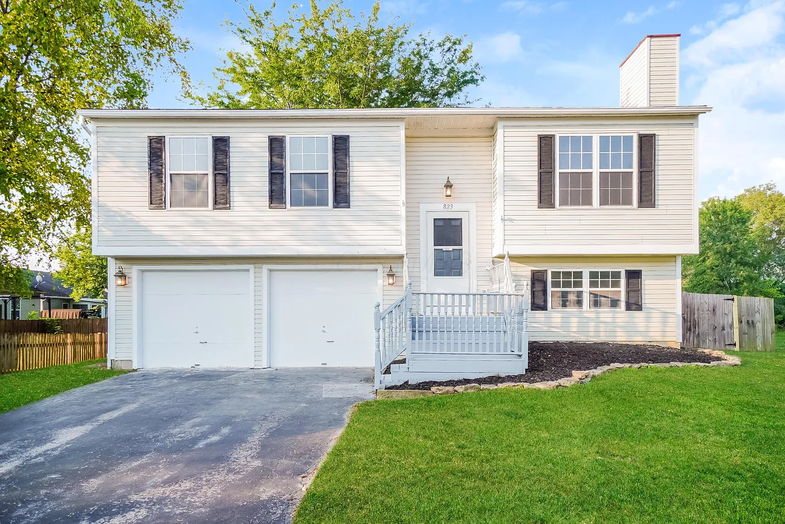 823 Gulliver Dr photo 1