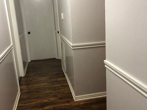 3rd image of 6375 Friartuck Ln