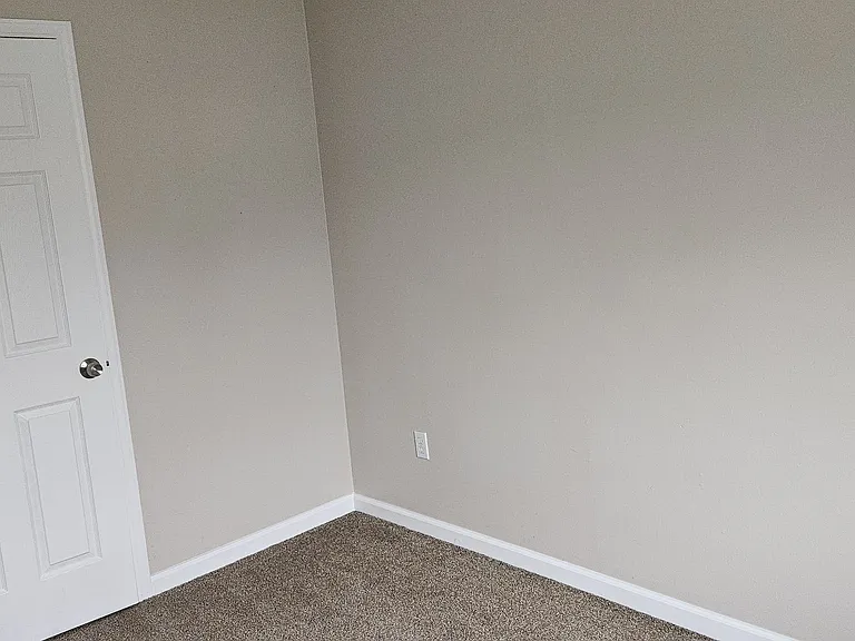 176 Robert Dr #2 — Photo 9